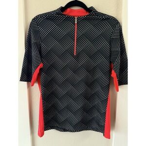 Tail Women's Black/Red Print Activewear Pullover Stretch Top Sz M